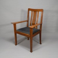 C. R. Ashbee for the Guild of Handicraft. A Rare Arts & Crafts Oak Armchair - Thumbnail 3
