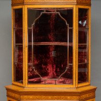 Stephen Webb for Collinson & Lock, a Renaissance Revival Inlaid Corner Cabinet - Thumbnail 8