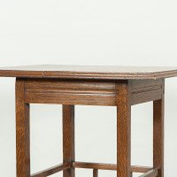 E. W. Godwin, attributed. An Anglo-Japanese Quarter Sawn Oak Side Table - Thumbnail 11