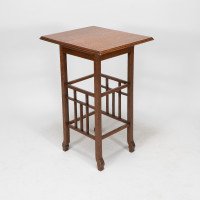 E. W. Godwin, attributed. An Anglo-Japanese Quarter Sawn Oak Side Table - Thumbnail 7