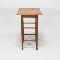 E. W. Godwin, attributed. An Anglo-Japanese Quarter Sawn Oak Side Table - Thumbnail 6