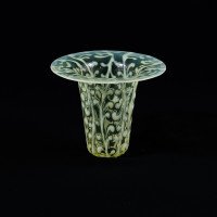 A Set of Three Vaseline Bell Shades with Raised Trailing Leaf Decoration - Thumbnail 4