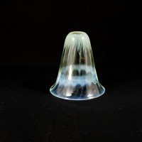 A Set of Five Vaseline Bell Shades - Thumbnail 14