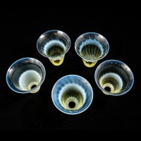 A Set of Five Vaseline Bell Shades - Thumbnail 4