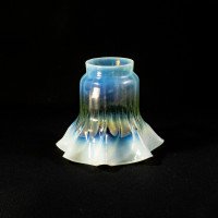 Arts and Crafts, c.1900 Ribbed Vaseline Glass Shade with Ruffled Rim - Thumbnail 5