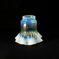 Arts and Crafts, c.1900 Ribbed Vaseline Glass Shade with Ruffled Rim - Thumbnail 6