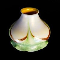 Steuben, Pulled Feather Iridescent Art Glass Shades with Ruffled Rim - Thumbnail 17