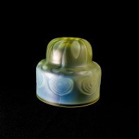 Arts and Crafts, c.1900 Set of Three Peacock Feather Vaseline Glass Shades - Thumbnail 4