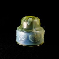 Arts and Crafts, c.1900 Set of Three Peacock Feather Vaseline Glass Shades - Thumbnail 5