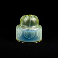 Arts and Crafts, c.1900 Set of Three Peacock Feather Vaseline Glass Shades - Thumbnail 12