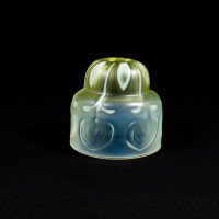 Arts and Crafts, c.1900 Set of Three Peacock Feather Vaseline Glass Shades - Thumbnail 16