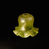 Arts and Crafts, c.1900 Swirled Vaseline Glass Shade with Ruffled Rim - Thumbnail 4