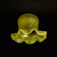 Arts and Crafts, c.1900 Swirled Vaseline Glass Shade with Ruffled Rim - Thumbnail 12