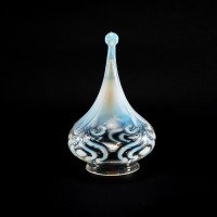 Arts and Crafts Vaseline Glass Teardrop Shades – Stylised Peacock Motifs - Thumbnail 14