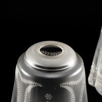 A Set of Three Acid-Etched Frosted Glass Shades with Intricate Floral & Garland Motifs - Thumbnail 15