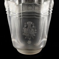 A Set of Three Acid-Etched Frosted Glass Shades with Intricate Floral & Garland Motifs - Thumbnail 20