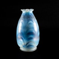 A Pair of Opalescent Glass Shades with Striking Feathered Patterns & a Flared Petal-Shaped Rim - Thumbnail 8