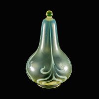Tear Drop Vaseline Glass Shade with Stylised Peacock Feather Motifs c.1900 - Thumbnail 3