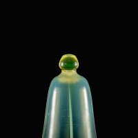 Tear Drop Vaseline Glass Shade with Stylised Peacock Feather Motifs c.1900 - Thumbnail 15