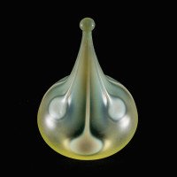 Vaseline Glass Tear-Drop Shade with Alternating Teardrop Motif c.1900 - Thumbnail 12