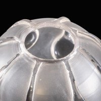 A Frosted Glass Shade with Teardrop Embellishments & a Gently Ruffled Rim - Thumbnail 17