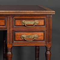 E. W. Godwin for Collinson & Lock. A Fine Quality Rosewood Desk - Thumbnail 6