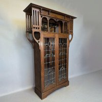 Liberty & Co., attributed. Arts & Crafts Oak Glazed Bookcase - Thumbnail 3