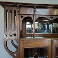 Liberty & Co., attributed. Arts & Crafts Oak Glazed Bookcase - Thumbnail 5