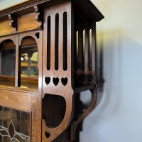 Liberty & Co., attributed. Arts & Crafts Oak Glazed Bookcase - Thumbnail 8