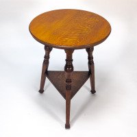 Garnet & Sons of Warrington. A Good Quality Aesthetic Movement Oak Side or Cricket Table - Thumbnail 11