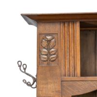 Shapland & Petter, Style of M. H. Baillie Scott, an Arts & Crafts Oak Hall Cupboard - Thumbnail 11