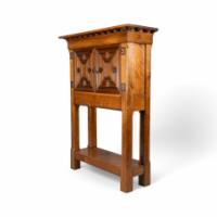 English Arts & Crafts, Craftsman-Made Court Cupboard with Blacksmith Handle - Thumbnail 3