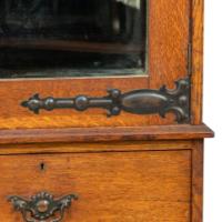 Liberty & Co., attributed. Arts & Crafts Oak Double Wardrobe with Stylized Cut-Outs - Thumbnail 14
