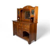 Liberty & Co., attributed. An Arts & Crafts Oak Sideboard in the Glasgow-Style - Thumbnail 3