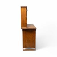 Harris Lebus. A Good Arts & Crafts Oak Sideboard - Thumbnail 4
