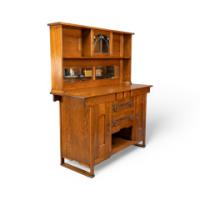 Harris Lebus. A Good Arts & Crafts Oak Sideboard - Thumbnail 2
