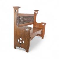 Liberty & Co., An Arts & Crafts Oak Settle with Mashrabiya Turnings to the Back - Thumbnail 3