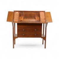 G. M. Ellwood for J. S. Henry. An Arts & Crafts Oak Writing Desk - Thumbnail 4