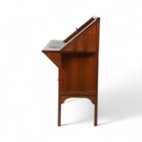 G. M. Ellwood for J. S. Henry. An Arts & Crafts Oak Writing Desk - Thumbnail 5