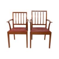 Edward Barnsley for the Rural Industries Bureau. A Walnut Dining Table - Thumbnail 29