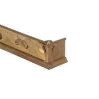 Arts and Crafts brass fender adorned with embossed floral decorations - Thumbnail 7