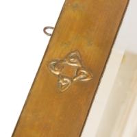 Margaret Gilmour, attributed. An Arts and Crafts Glasgow School brass mirror - Thumbnail 6