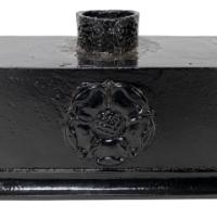 A set of four Arts and Crafts cast iron rain hoppers - Thumbnail 16