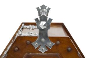 Dr. C. Dresser, attributed. Aesthetic Movement Walnut Coal Scuttle with Stylized Mounts - Thumbnail 15