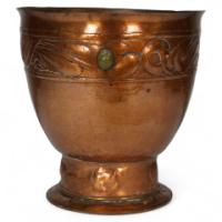 Alexander Ritchie of Iona Style. A Large Hand Hammered Heavy Gage Copper Planter - Thumbnail 1