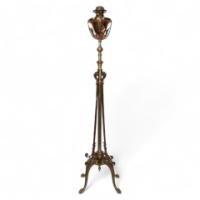 WAS Benson. An Arts & Crafts Copper and Brass Telescopic Standard Oil Lamp - Thumbnail 1