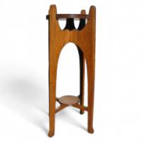 Wylie and Lochhead. A good Glasgow School plantstand - Thumbnail 1