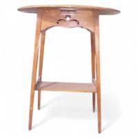 An oak Arts and Crafts sidetable - Thumbnail 1