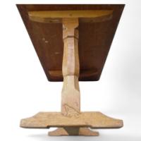 Albert Eagleman Jeffray. An oak side table. - Thumbnail 1