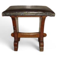 Thomas Gnomeman Whittaker. A good quality oak stool - Thumbnail 1